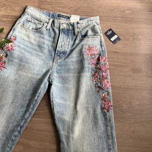 Lucky Brand Light-Blue Floral Embroidered High Rise Mom Jeans